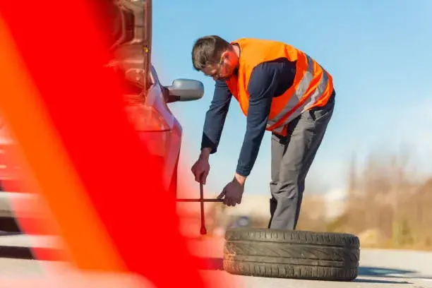 Car Recovery in Al Ruwais, Barakah, Al Sila’, Bada Zayed &amp;amp; Bateen Liwa | Call 0506670996